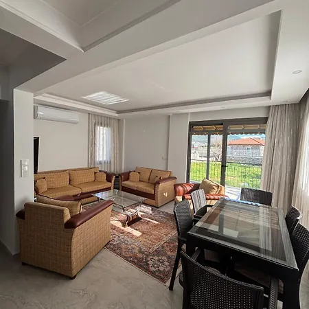 Casa de Férias Escape From The - Detached House With Garden In Incirkoey Fethiye